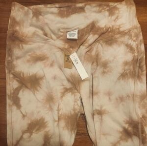 *NWT* PINK Victoria's Secret Leggings